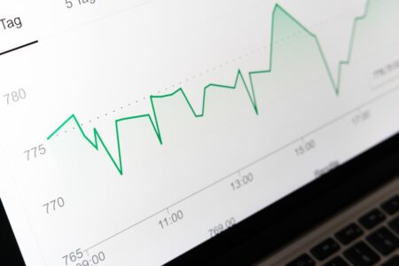 Renteinformasjon: Forståelse av Rentemarkedet og Dets Innvirkning